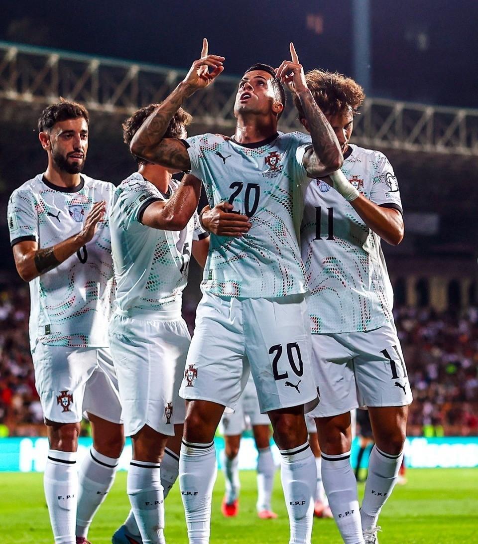 爱游戏体育-C罗关键节点惊险取胜，加拿大队带队取胜！的简单介绍