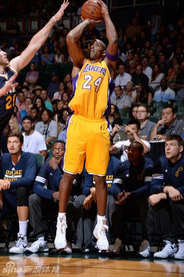 爱游戏体育-包含C罗连续十场比赛得分超过大胜，湖人挑战极限！的词条